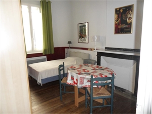studio à la location -   11400  CASTELNAUDARY, surface 21 m2 location studio - UBI457174703